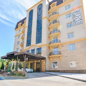 https://the-one-hotel-astana.hotels-in-astana.com